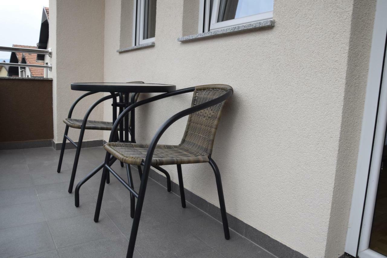 Apartmani Maric Novi Pazar Eksteriør billede