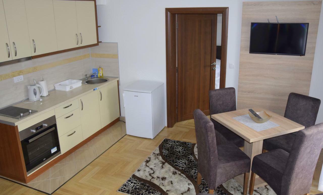 Apartmani Maric Novi Pazar Eksteriør billede
